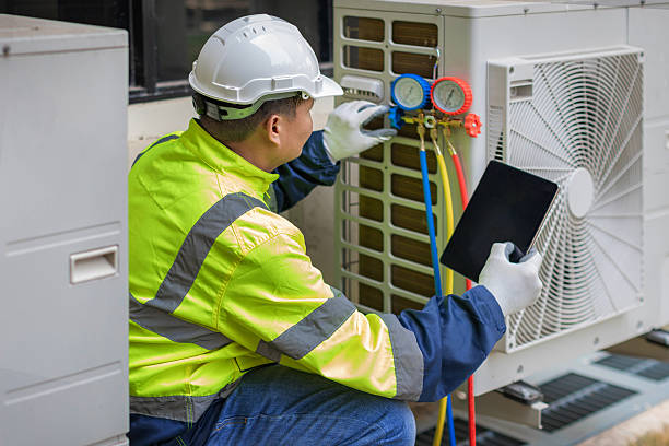Professional Ac Installation technician working in Linville, VA